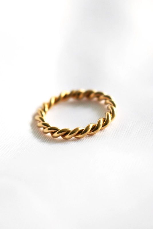 Women Gold Plated Adjustable Floral Finger Ring
