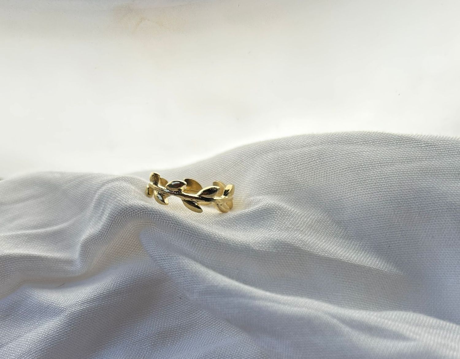 Women Gold Plated Adjustable Floral Finger Ring