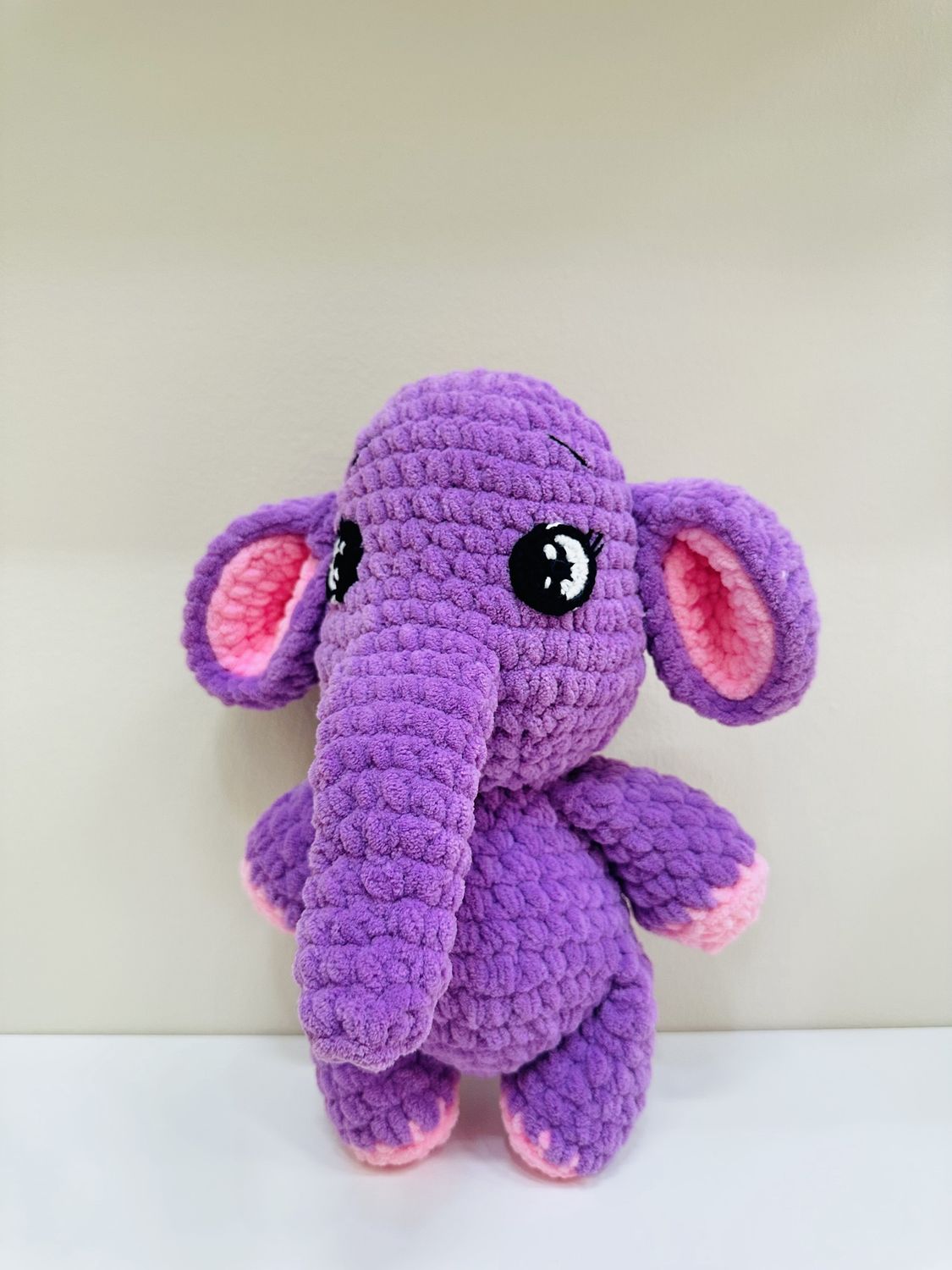 Elephant with Sparkling Eyes, color: Purple