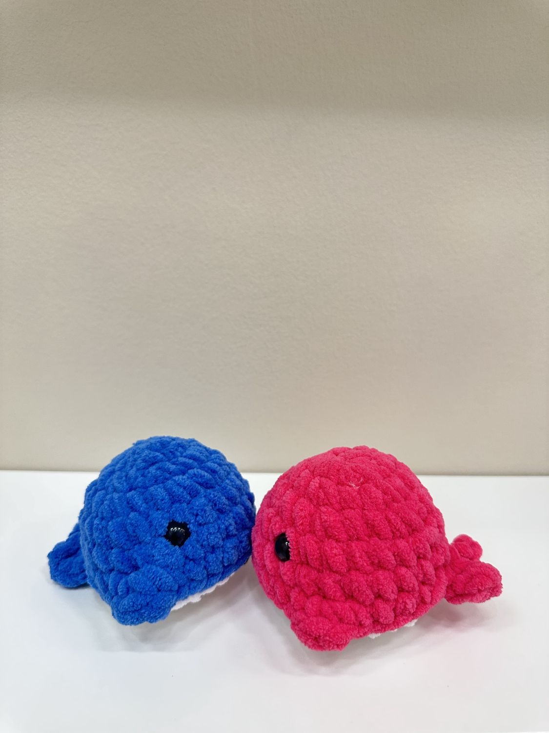 Tiny Whale, Colour: pink