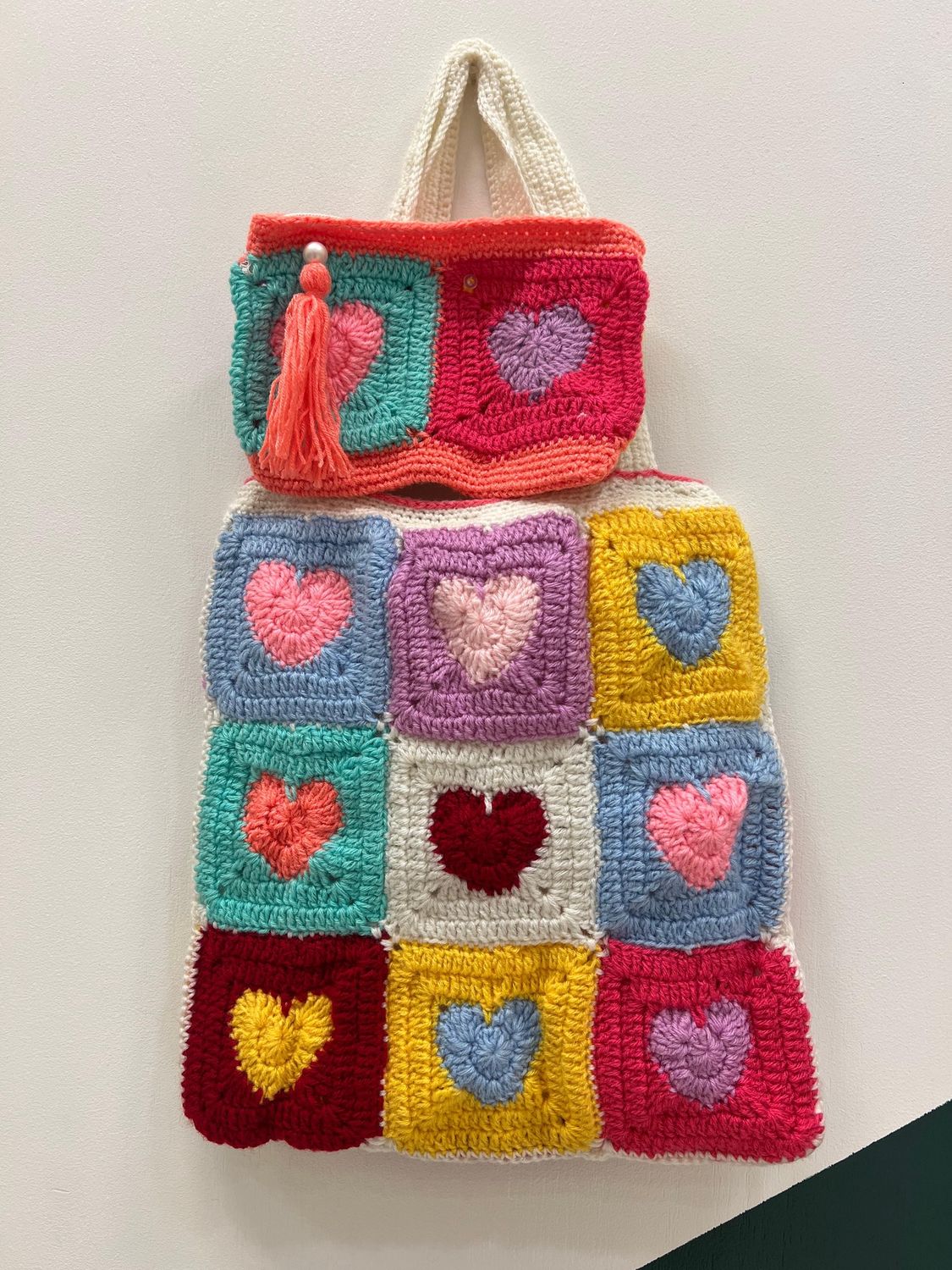 Multi color HB with pouch