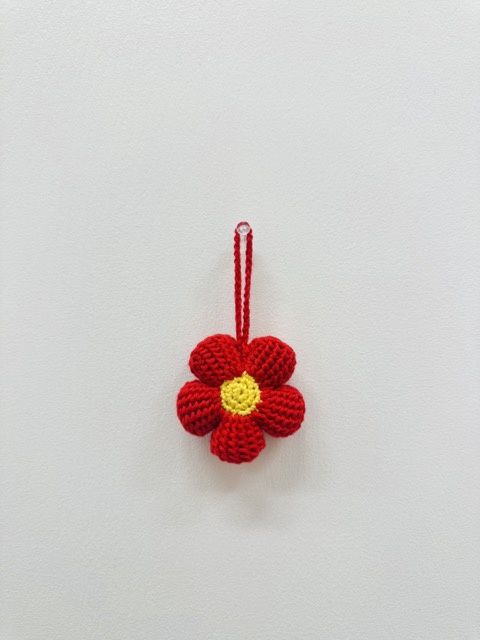 Daisy Keychain, color: red