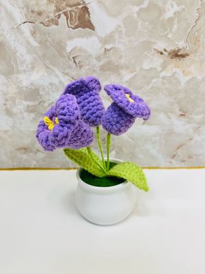 3 lilly flowerpot