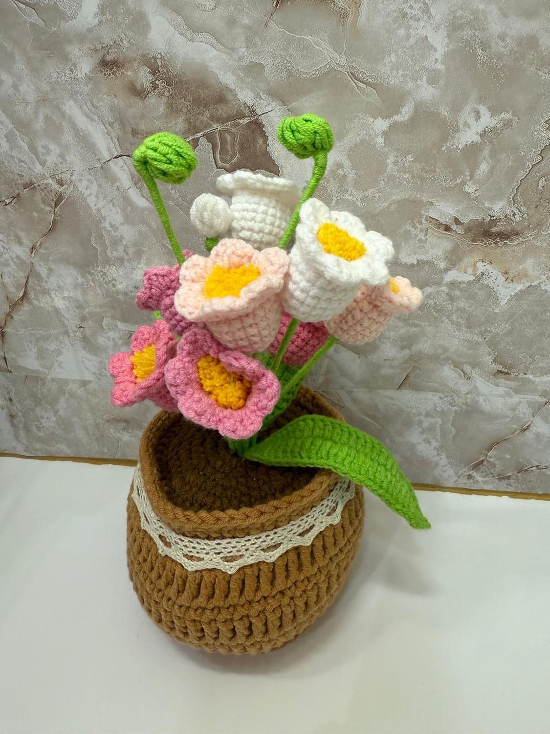 Multi lilly flowerpot