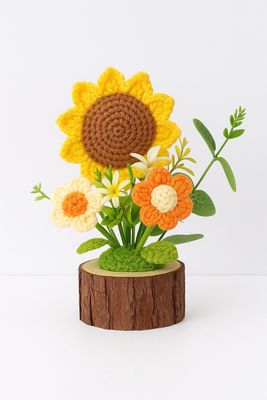 Sunflower w Wood pot
