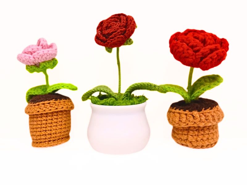 Single Rose Flowerpot
