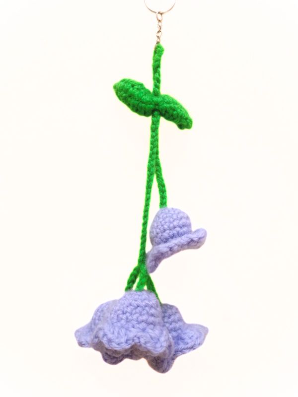 Large lily Keychain
