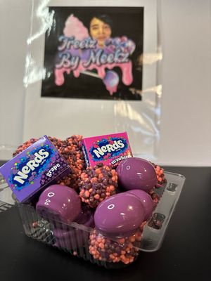 Small Grape/strawberry Nerds Candied Grapes And 2 Pineapple Rings
