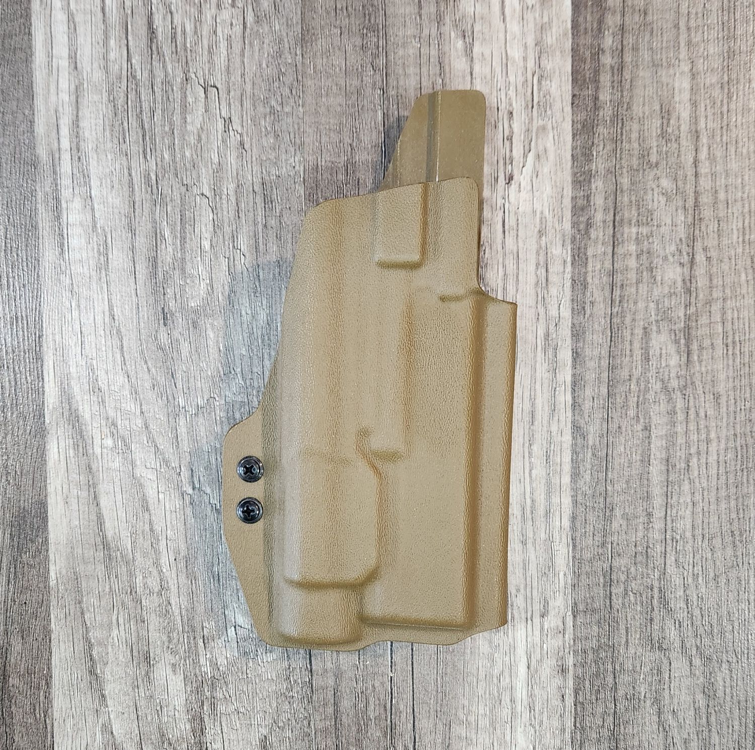 Glock 17 GEN 3-4 W/ Streamlight TLR1/HL Right Hand Coyote Tan