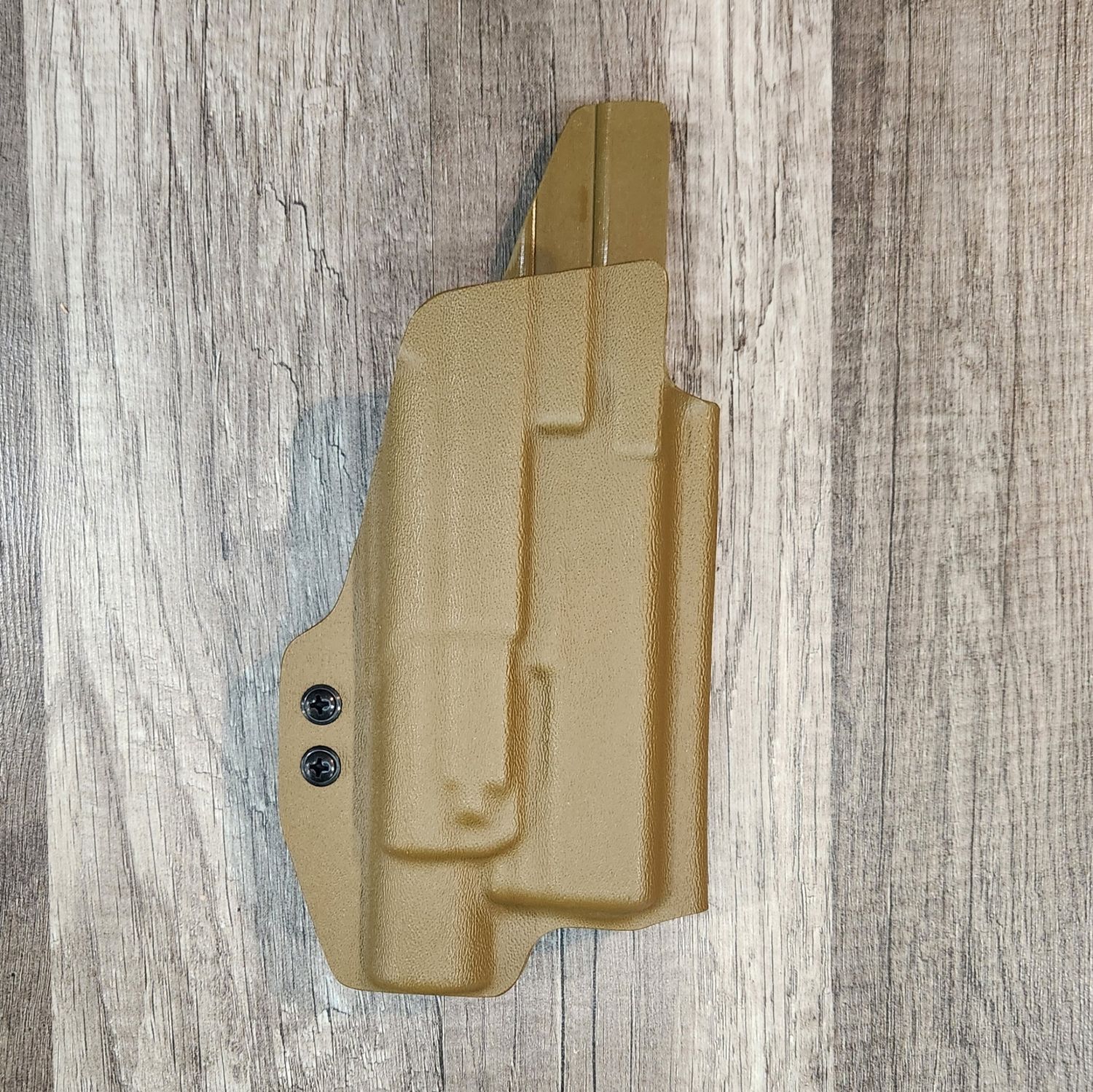 Glock 20 Gen 3-4 W/ Surfire X300U Right Hand Coyote Tan
