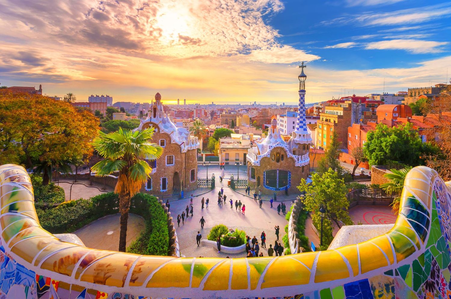 ESPAGNE : BARCELONE – CHARMEUSE ET POPULAIRE