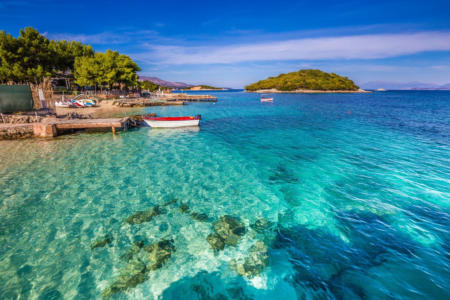 Rivage en Albanie