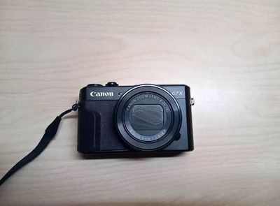 Canon PowerShot G7X Mark II