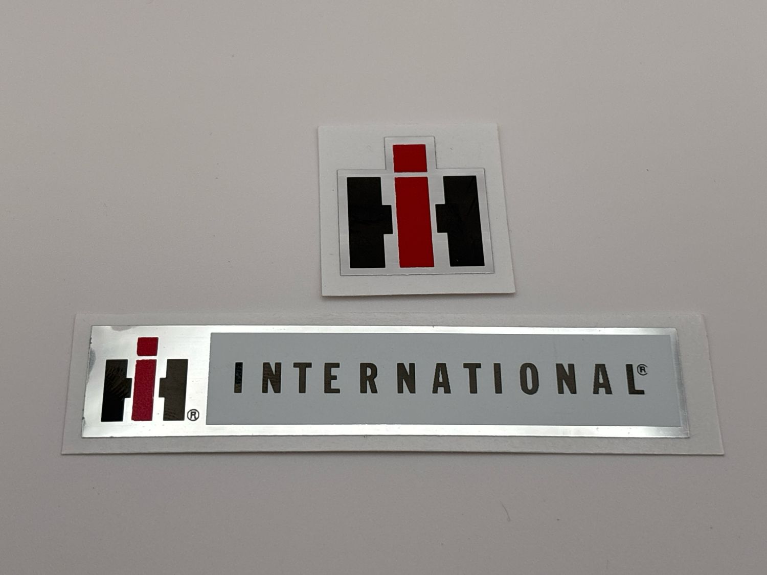 IH Radio Decal