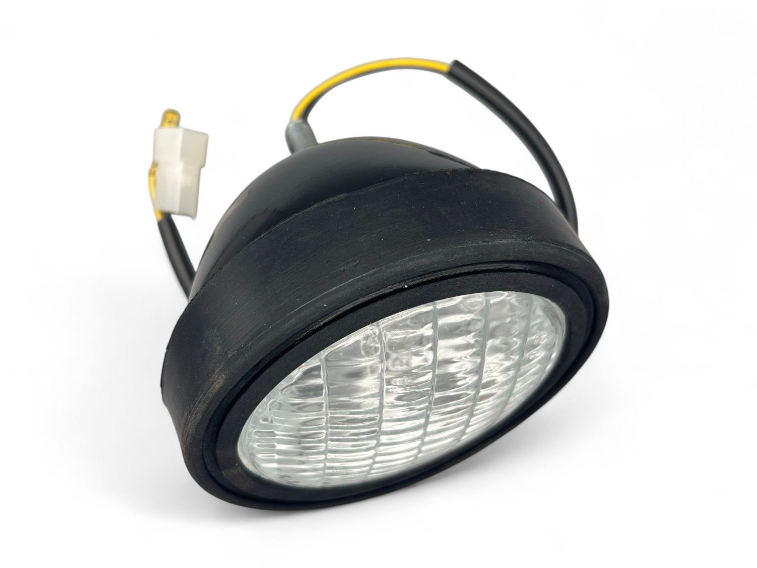 Flat Top Fender Headlight, Less Glare Guard-12 Volt – Sparex S.67760