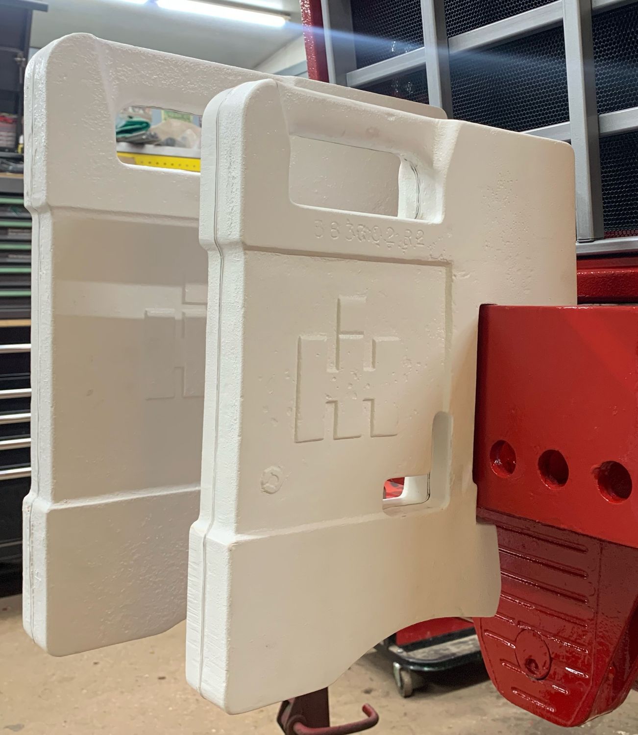 Fiberglass IH Front Suitcase Weight-Large