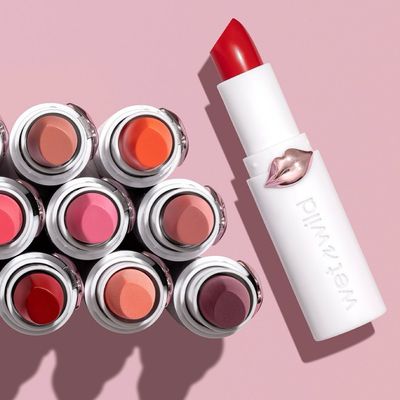 wet n wild Mega Last High-Shine Lipstick Lip Color, Infused with Seed Oils For a Nourishing High-Shine,Buildable &amp; Blendable Creamy Color,Cruelty-Free &amp; Vegan