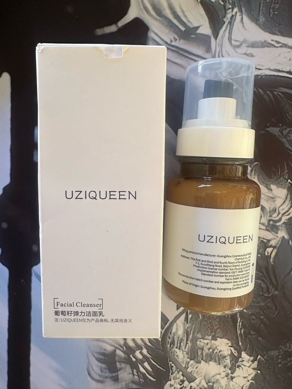 UziQueen Facial Cleanser Grape Seed Series, 125ml