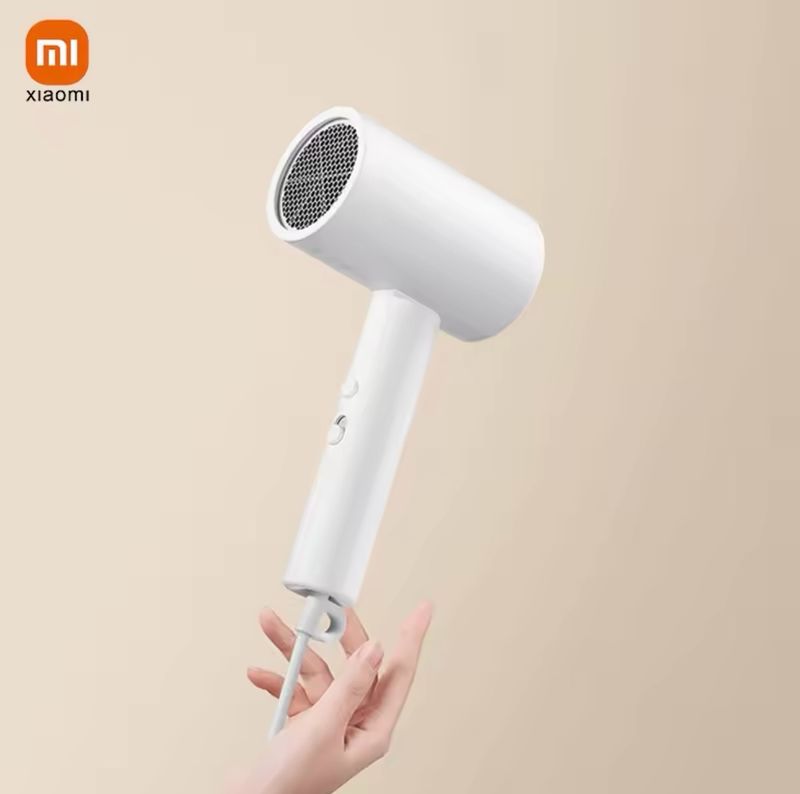 Xiaomi Mijia Hairdryer H101 Negative Ions Hair Protection Hair Dryer with Foldable Handle Portable Blow Dryer Fast Drying/ White