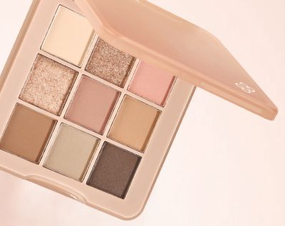 BelyBela Eye Colour Soft Magic Nine Colours Eyeshadow Tray • Hold The Makeup Colour Smart Level • 10 g • In-House High Quality Product
