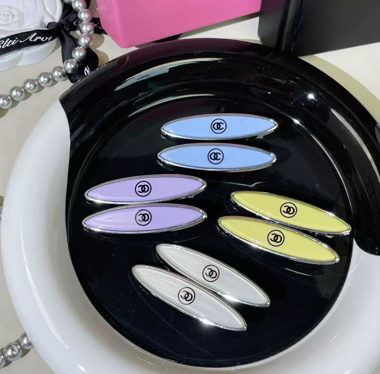 Hair Clips Lilac , Chanel One Pair Of Two Clips