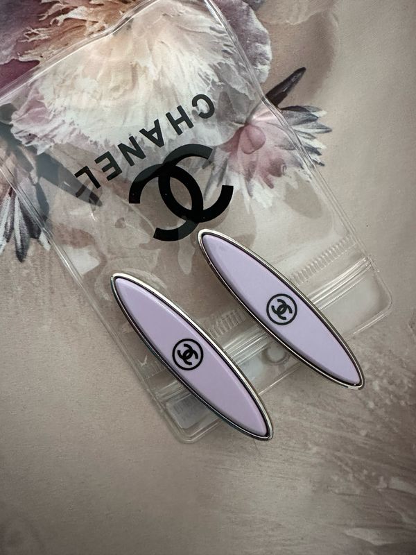 Hair Clips Lilac , Chanel One Pair Of Two Clips