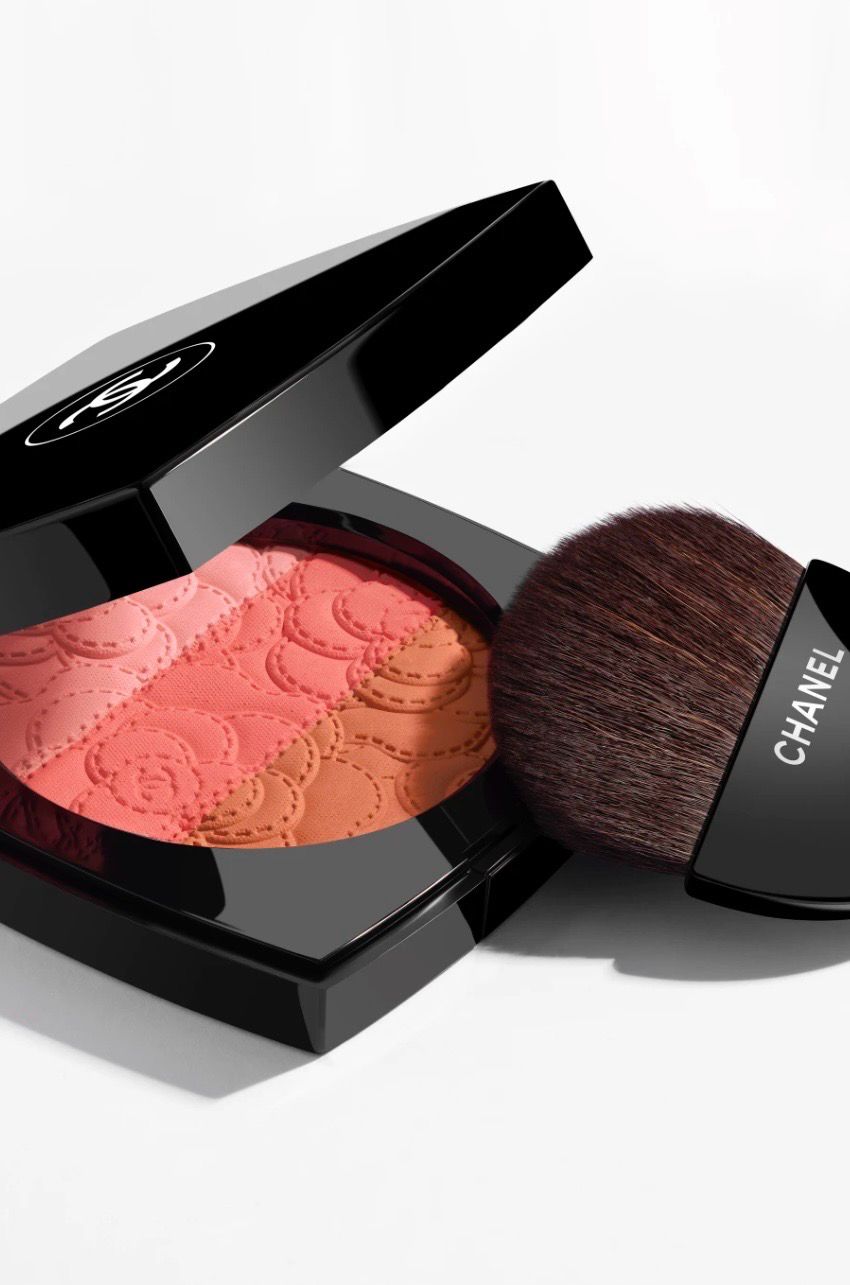 CHANEL CAMÉLIA FUTURA Powder Blush TRIO, Limited Edition 2025, 8.5 g
