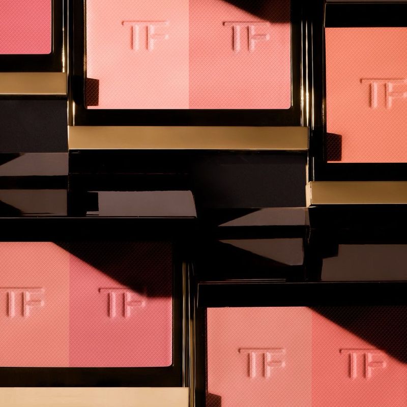 TOM FORD 0.22 Oz. , 6.5g Shade And Illuminate Blush Duo / Available - Brazen Rose / Cherry Blaze / Explicit Flush