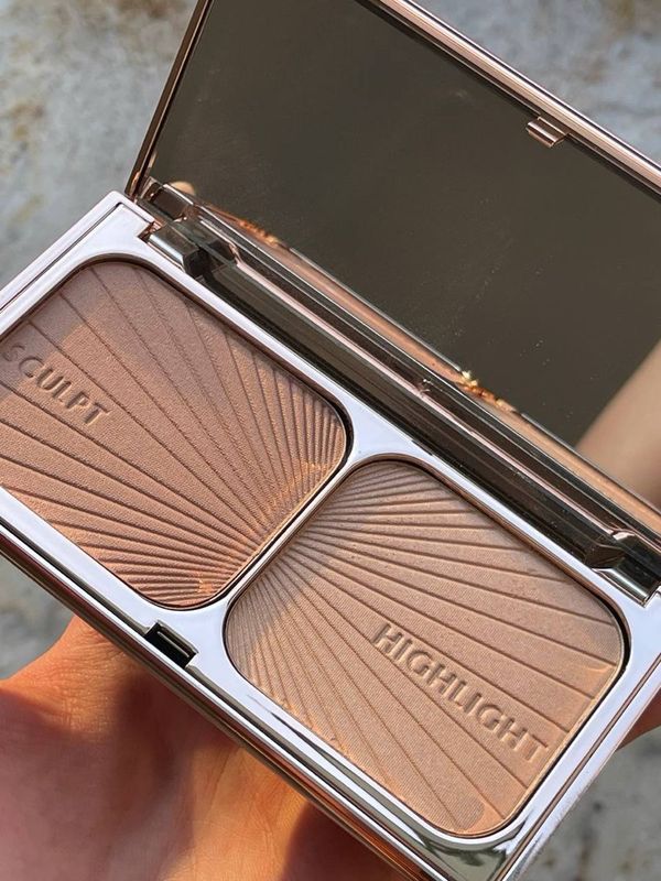 Charlotte Tilbury Filmstar Bronze &amp; Glow Face Sculp &amp; Highlighter Palette, 22.5g (Light-Medium &amp; Clair-Médium)