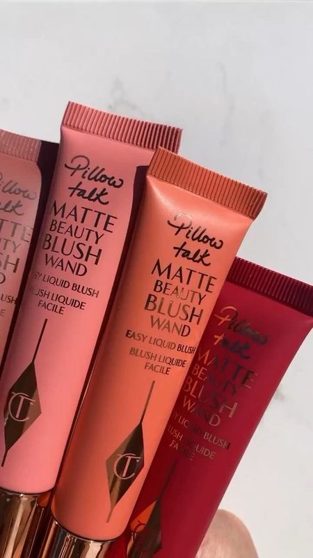 Charlotte Tilbury Pillow Talk Matte Liquid Blush Wand • Matte Blush for Cheeks with Cushion Applicator • Infused with Lumi-Blur Technology for a Light-Reflecting • Soft-Focus Effect • Price Drop