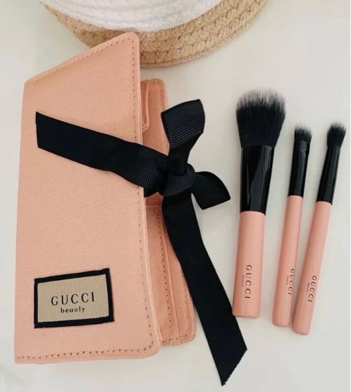 Gucci Beauty Makeup Mini 3 Pcs Brushes Travel Set with Case