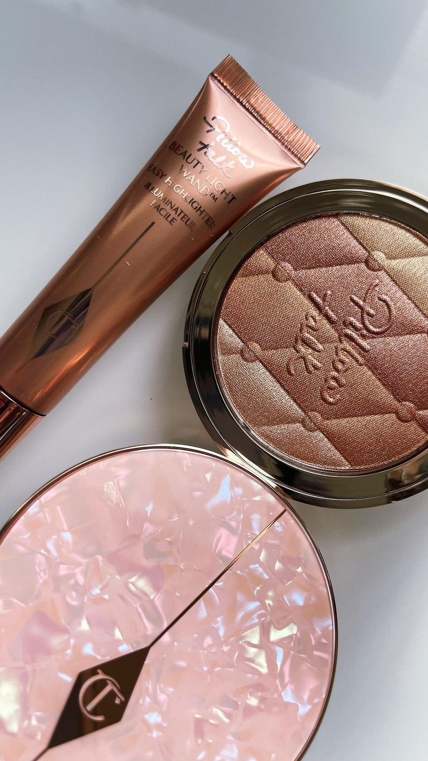 Charlotte Tilbury Pillow Talk Multi-Glow Beautifying All Over Glow Highlighter • Dream Light • 7 g • Restocking Soon