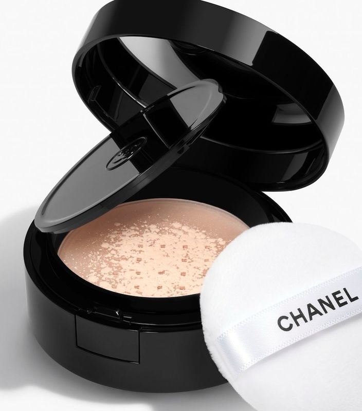 Chanel Poudre Universelle Libre Pressed Powder • Natural Finish Loose Powder • 0.21 Oz • 20 Medium Light
