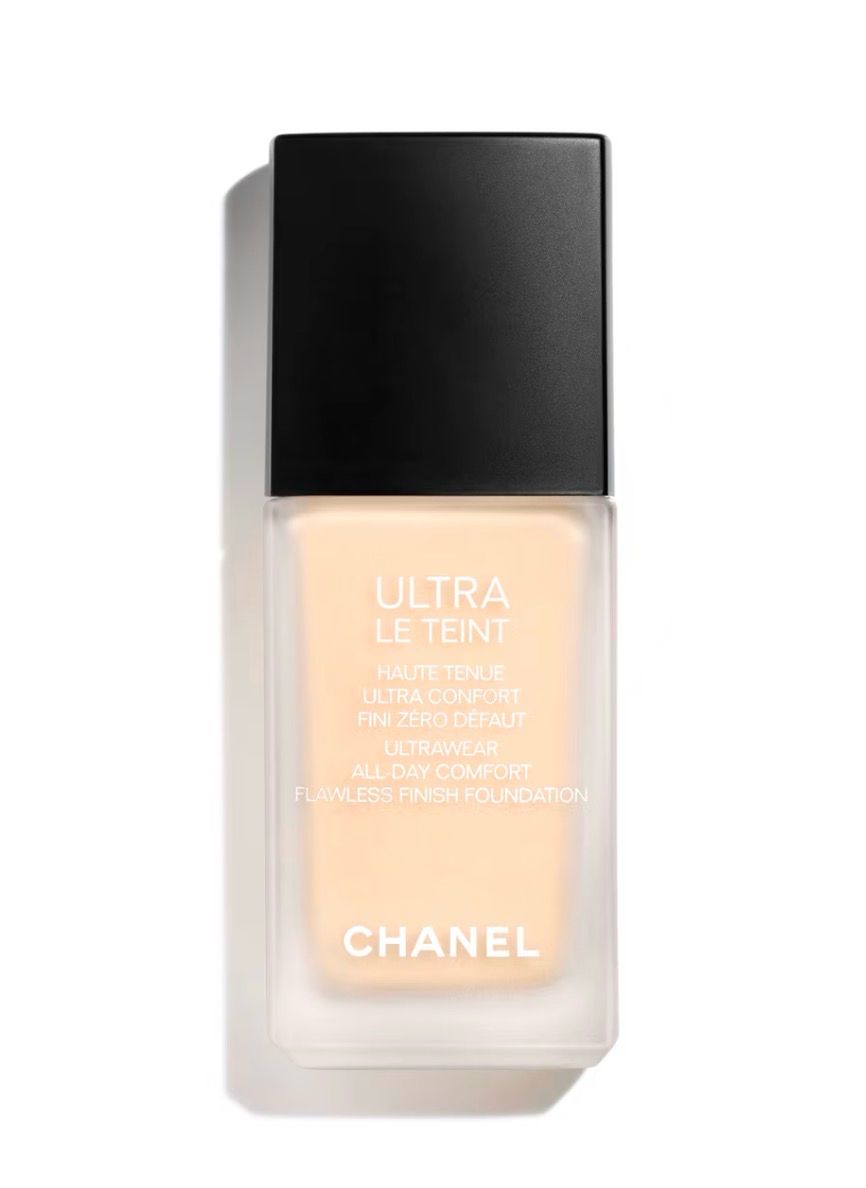 Chanel Ultrawear All-Day Comfort Flawless Finish Foundation • 30 mL