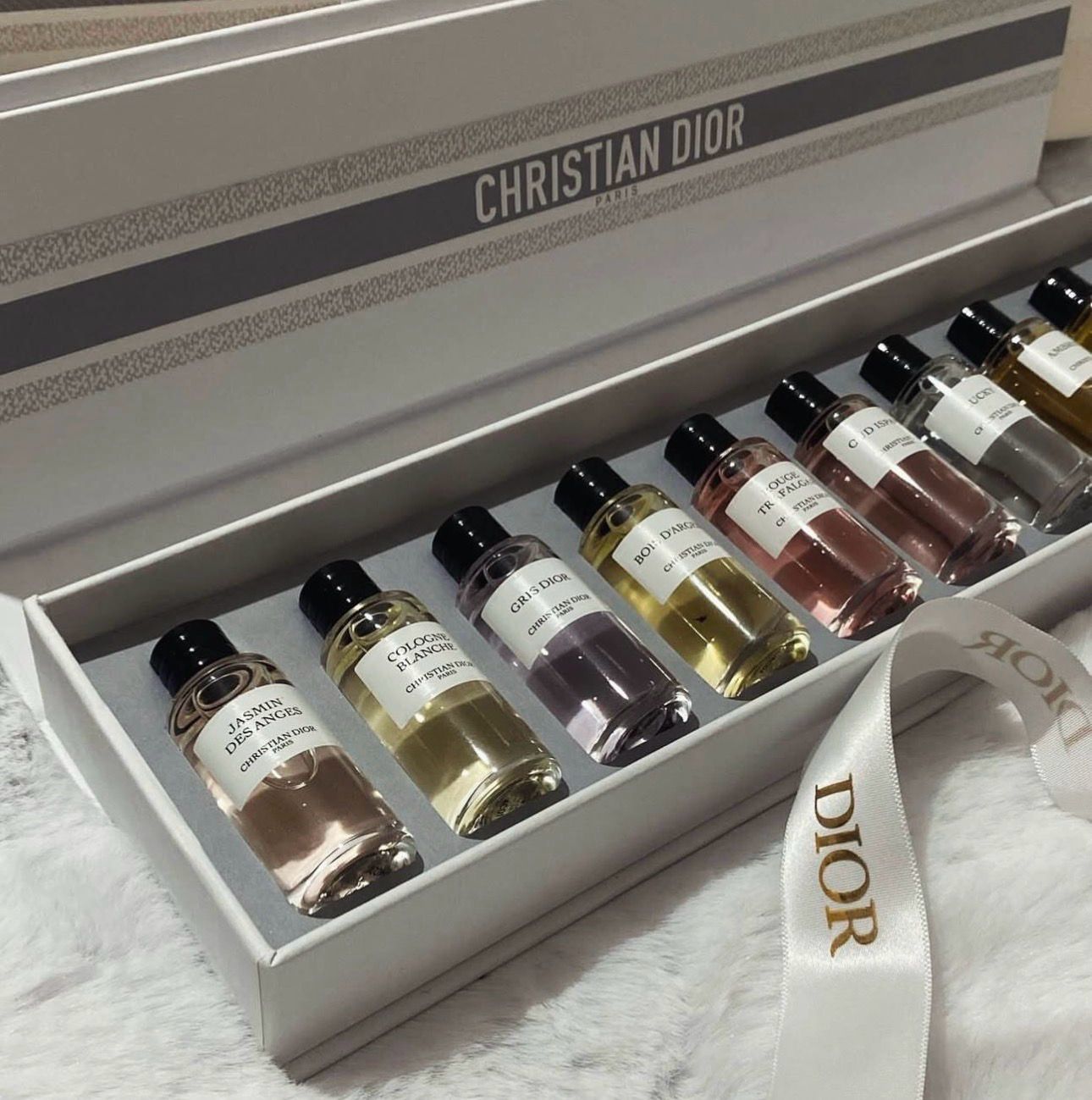 Dior La Collection Privée EDP Luxury Gift Collection • 10 Miniature Bottles of Iconic Scents from Dior's Private Fragrance Line 10 x 25 oz • 7.5 mL • Montaigne Selection Fragrance Discover •