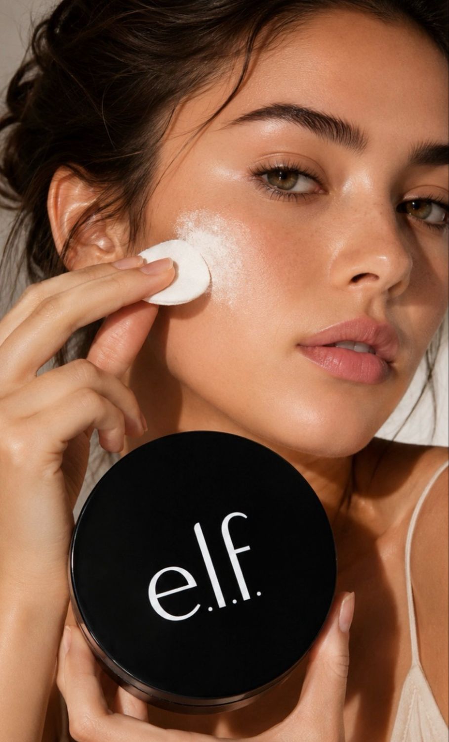 e.l.f. High Definition Matte Fusion Pressed • Powder • Lightweight • Long-Lasting • Creates Soft Focus Effect • Masks Fine Lines &amp; Imperfections • 15 g • Matte Fusion 01
