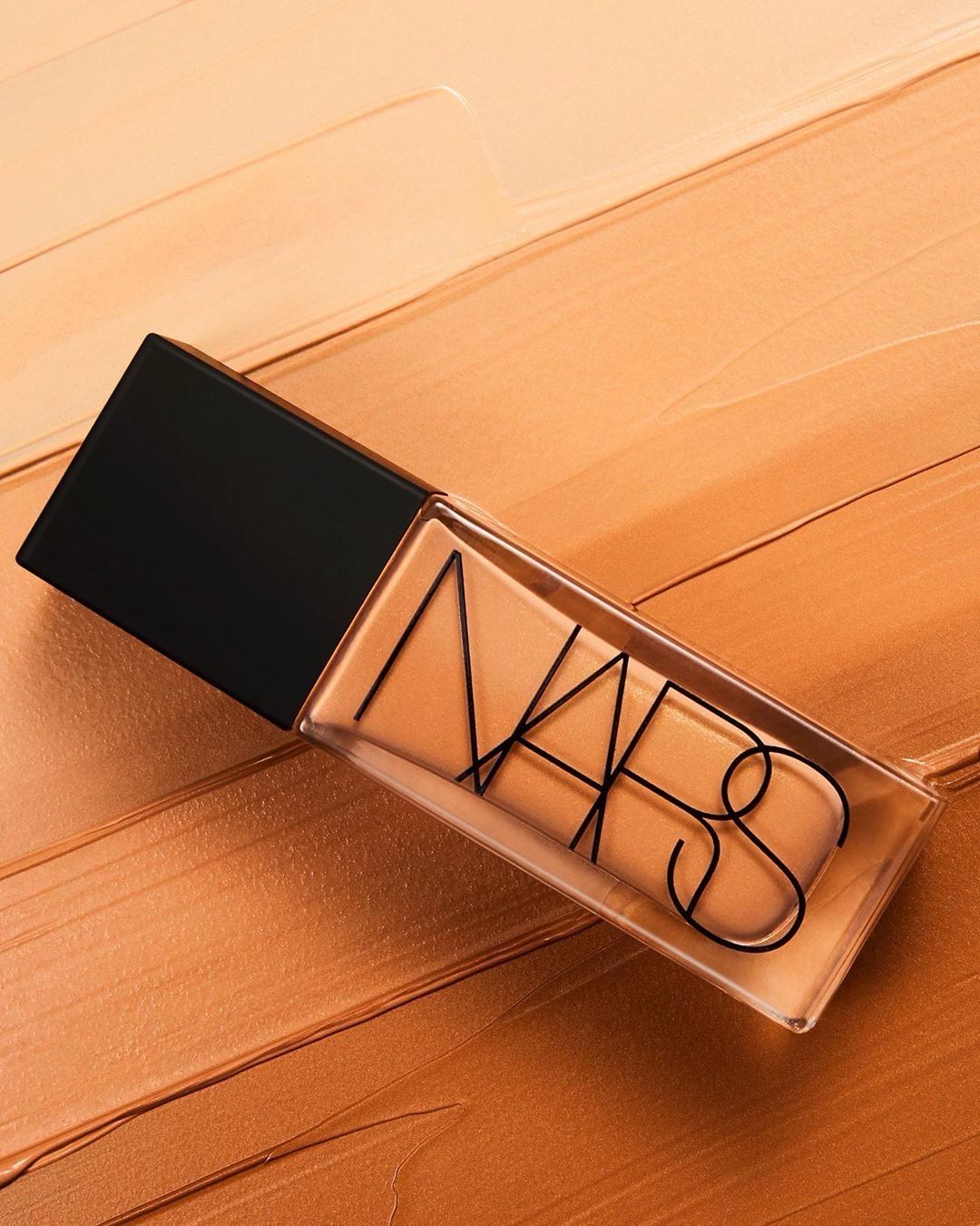 NARS Natural Radiant Longwear Foundation • Full Coverage • 30 mL