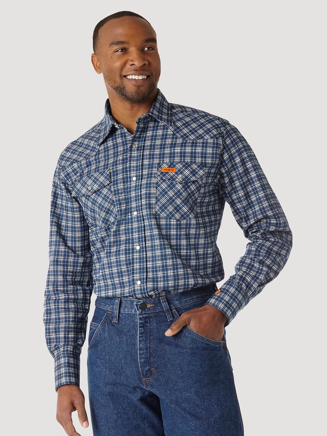 **WRANGLER FR WSTRN WRKSHRT NAVY PLAID FR122BW