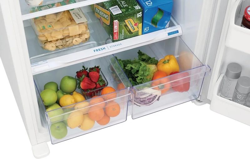 Frigidaire 18.3 CF Top Mount Refrigerator Glass Shelves FFTR1835
