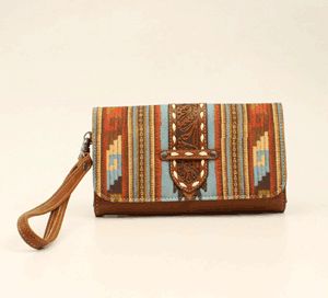BLAZIN ROXX CLUTCH WALLET SOUTHWEST STYLE N770003697