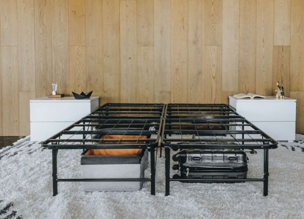 Mandi Queen Mattress Base in Black (M.11830.QMB)