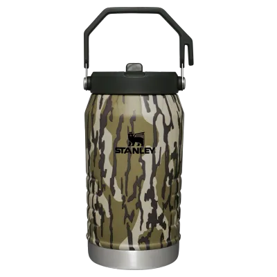 STANLEY The IceFlow Flip Straw Jug 64 oz