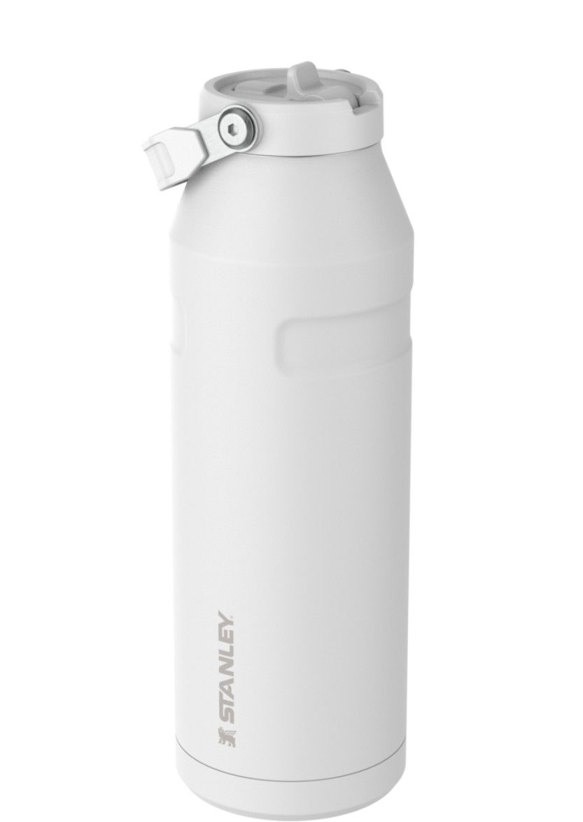 STANLEY The IceFlow Flip Straw 2.0 Bottle 50 oz STANLEY The IceFlow Flip Straw 2.0 Bottle 50 oz, Color: Frost