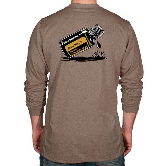 BENCHMARK FR Graphic Print T-Shirt Essential Oil