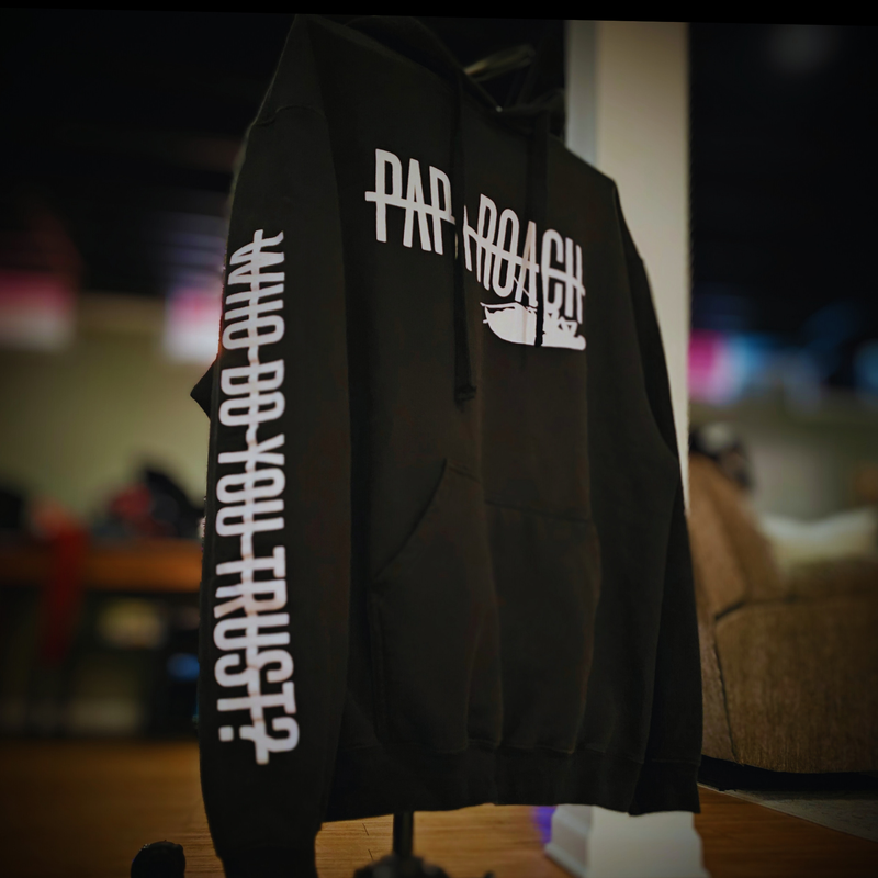Pre-Owned Official Papa Roach &quot;Who Do You Trust&quot; Graphic Hoodie (Great Condition)
