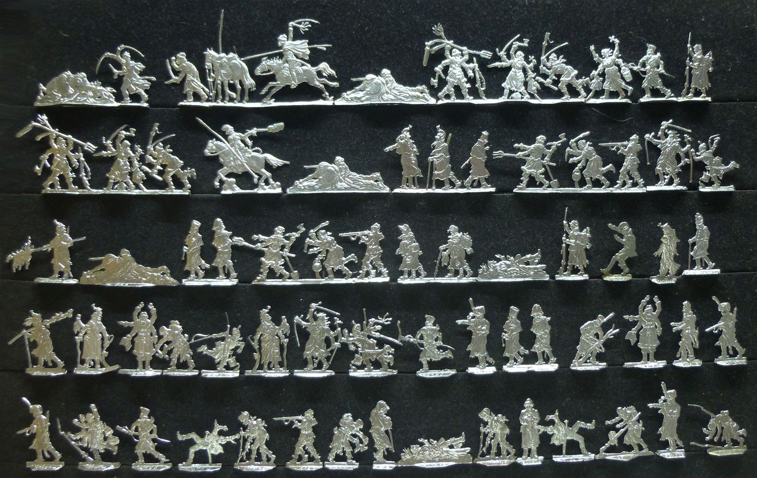 69 Zinnfiguren Napoleons Rückzug aus Russland 1812 blank