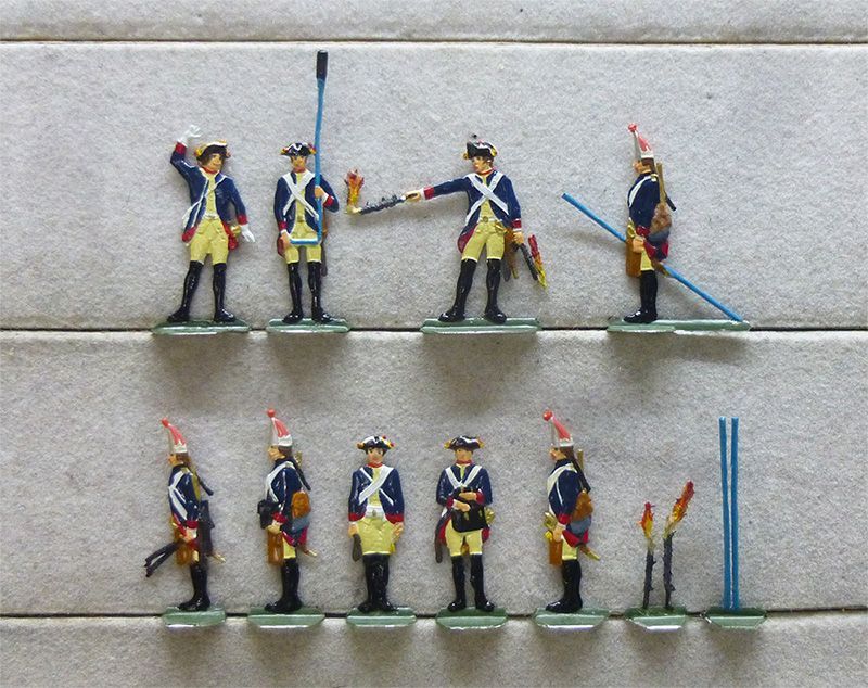 9 Zinnfiguren Preussen 1750 Bataillonsartillerie, Phase: Abfeuern