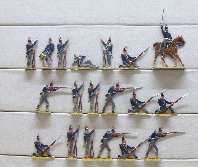 19 Zinnfiguren Niederlande Miliz Infanterie Rieche Napoleon 33mm bemalt 19 Zinnfiguren Niederlande Miliz Infanterie Rieche Napoleon 33mm bemalt