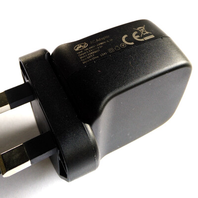 USB Port Power Supply - 5V, 2A, 3-pin Plug
