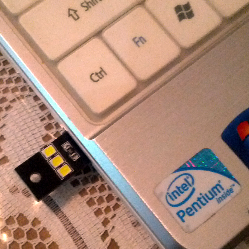 USB LED Stick - 3 LEDs, Cool White